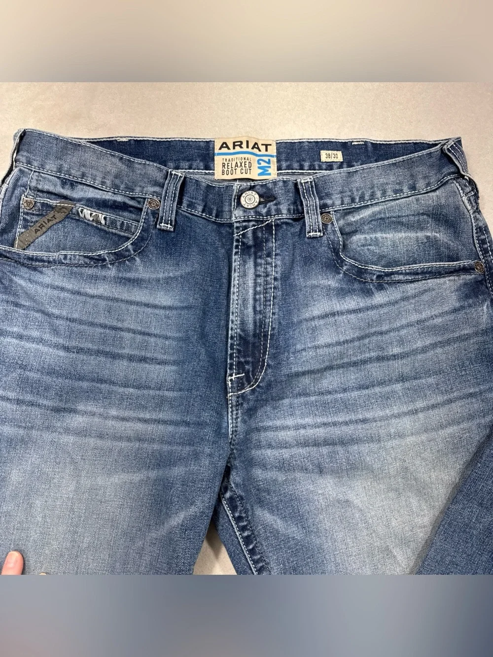Ariat Men's Medium Blue Straight-Leg Jeans 38X30